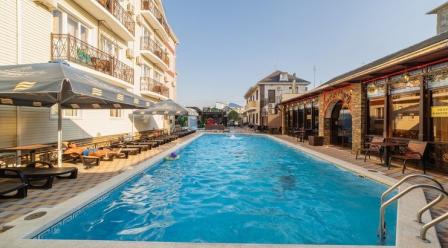 «RS ROYAL» / «РС РОЯЛ»